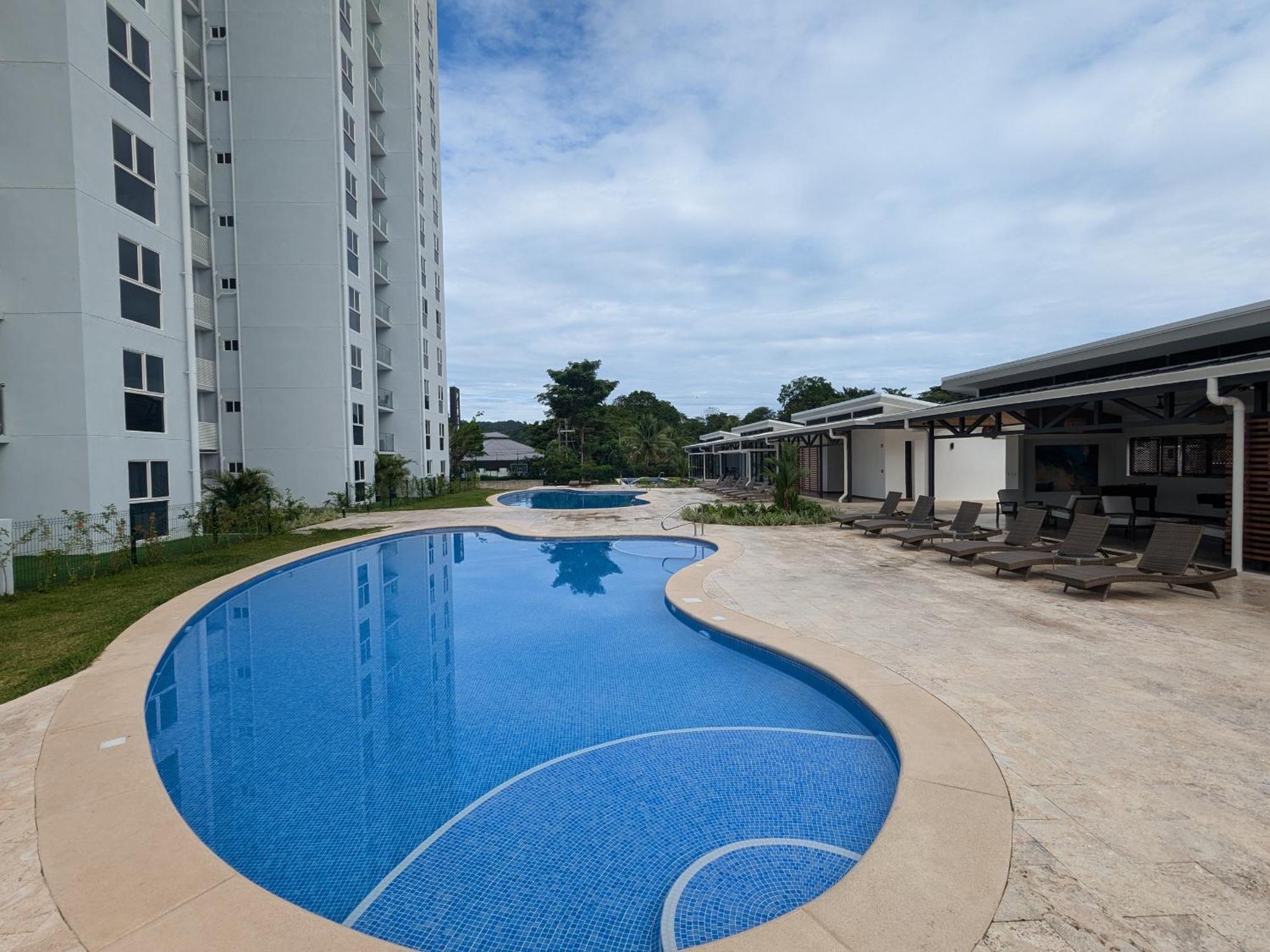 Jaco Beach, Viva Jaco, Ac, Hot Water, 3 Pools, Bbq, Rancho, Office, Gym Apartment Bagian luar foto