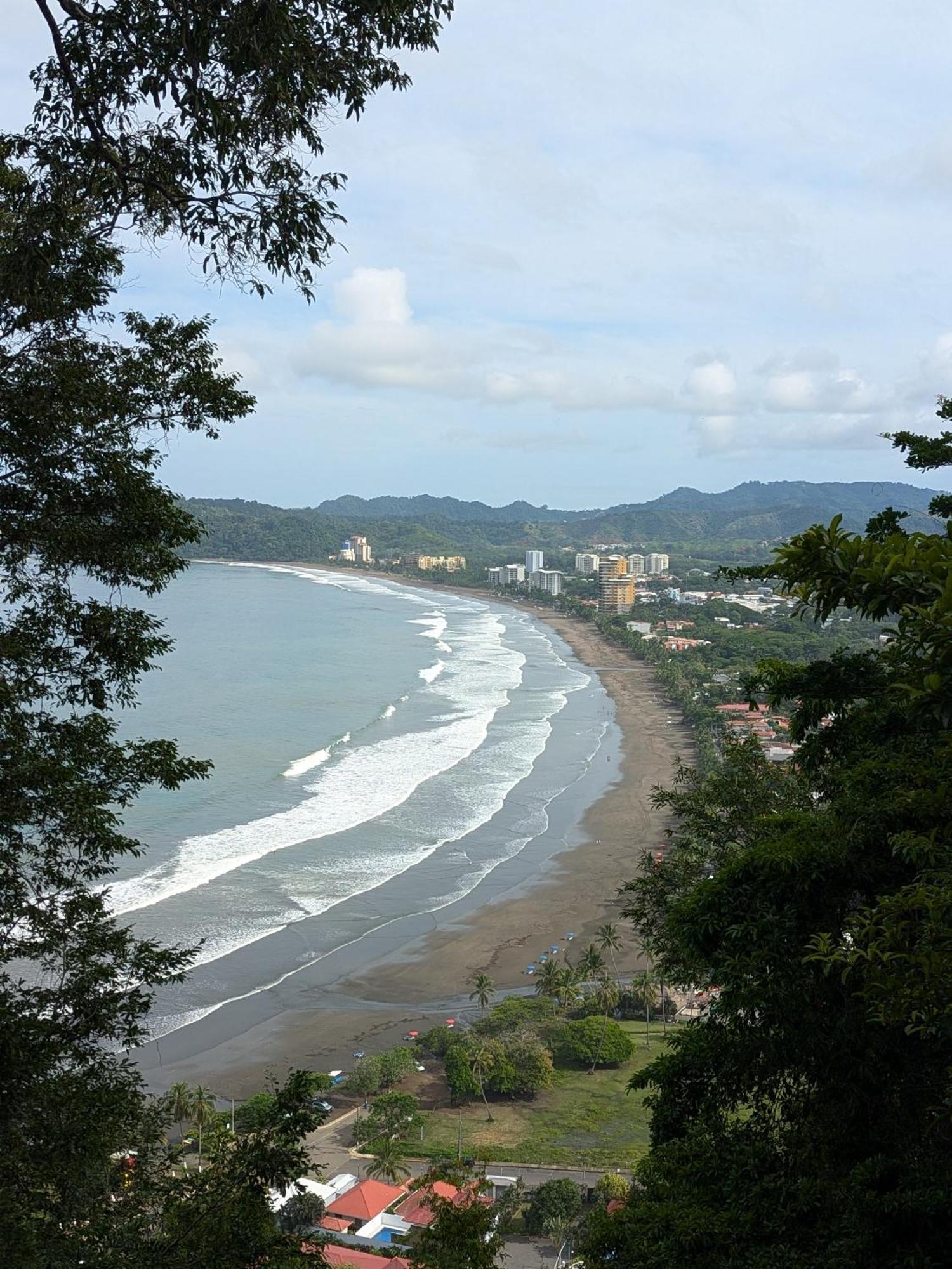 Jaco Beach, Viva Jaco, Ac, Hot Water, 3 Pools, Bbq, Rancho, Office, Gym Apartment Bagian luar foto